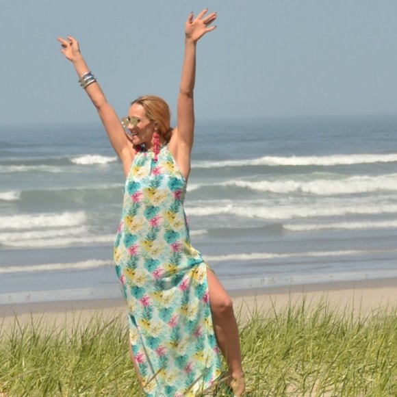 TROPICAL VIBES  COVER-UP - Picture 2 of 4